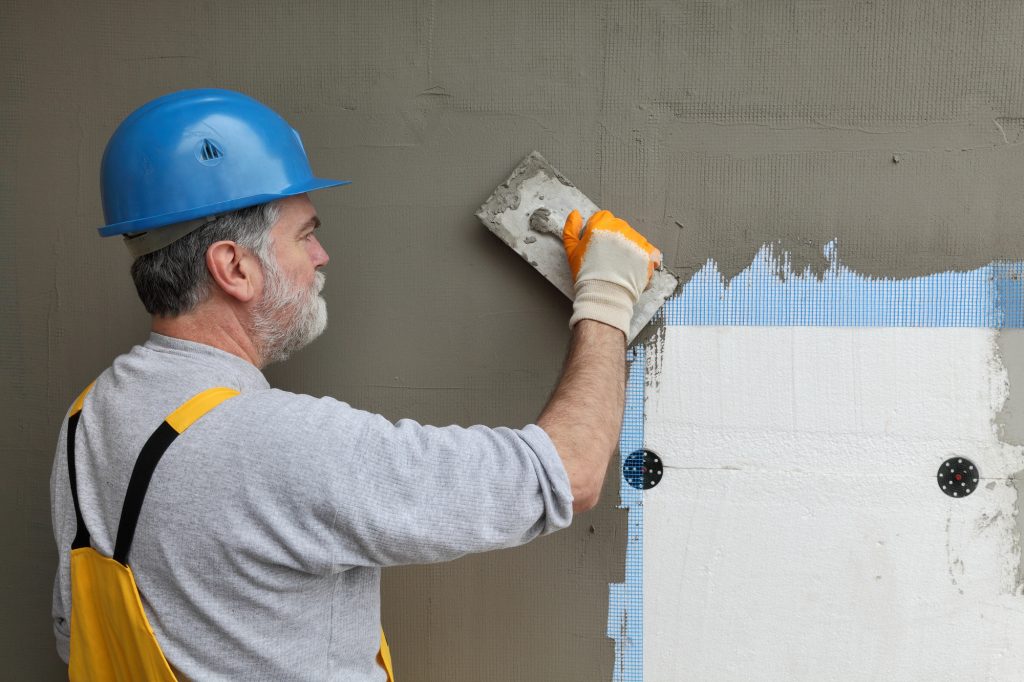 A Homeowners Guide to Repairing vs. Replacing Stucco Siding