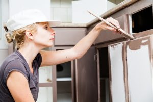 What’s the Best Time to Refinish Your Cabinets - Cal-Res Coatings - Featured Image